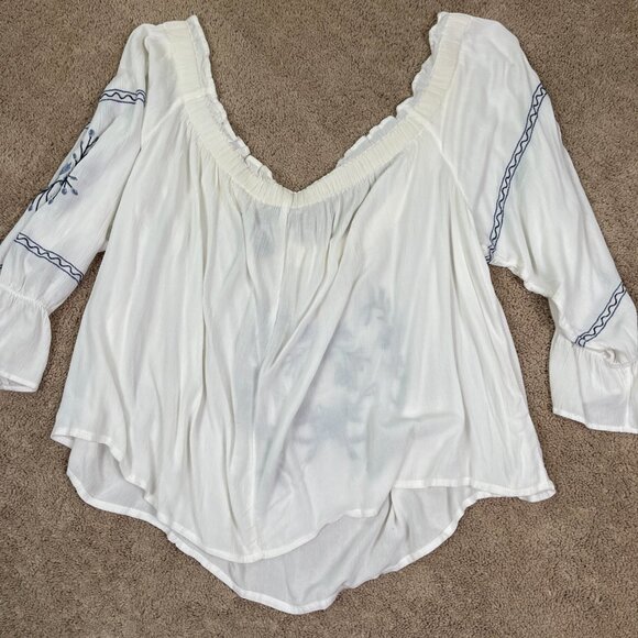 American Eagle Shirt Womens XXL White Embroidered Bohemian Off Shoulder Crop NWT - Picture 10 of 11